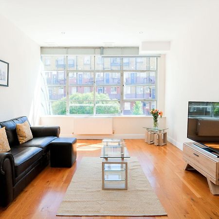 Lovely 2 Bed Flat In Canal Side Gated Development Leilighet London Eksteriør bilde